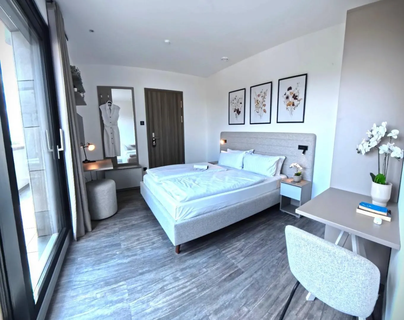 Novera Aparthotel Hamburg 0*,